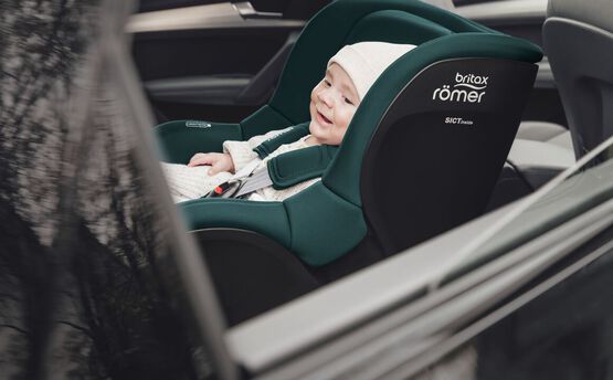 Britax Römer DUALFIX PLUS  Product Features and Benefits 
